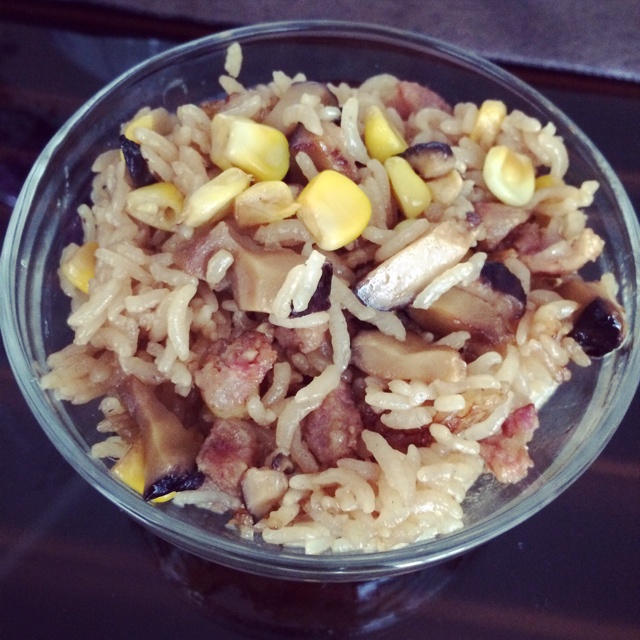 电饭锅版香菇腊肠饭