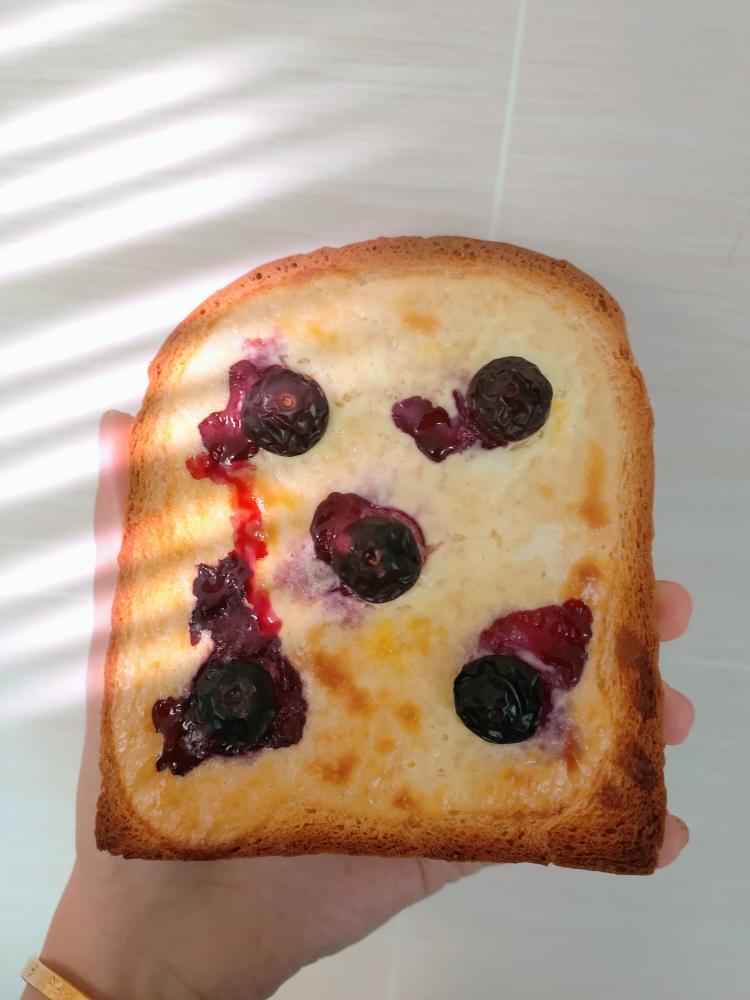 爆浆蓝莓吐司❗低卡又好吃的做法