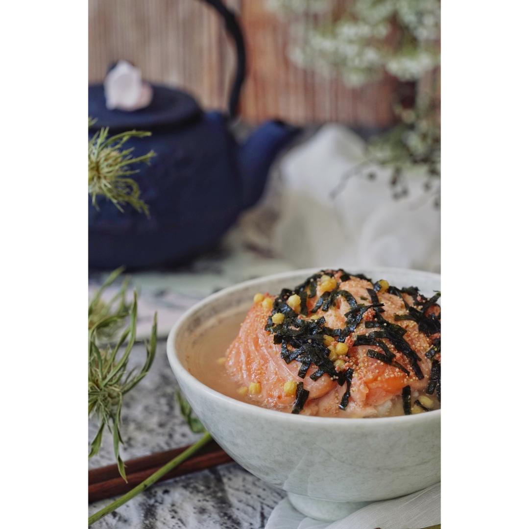 简易三文鱼茶渍饭