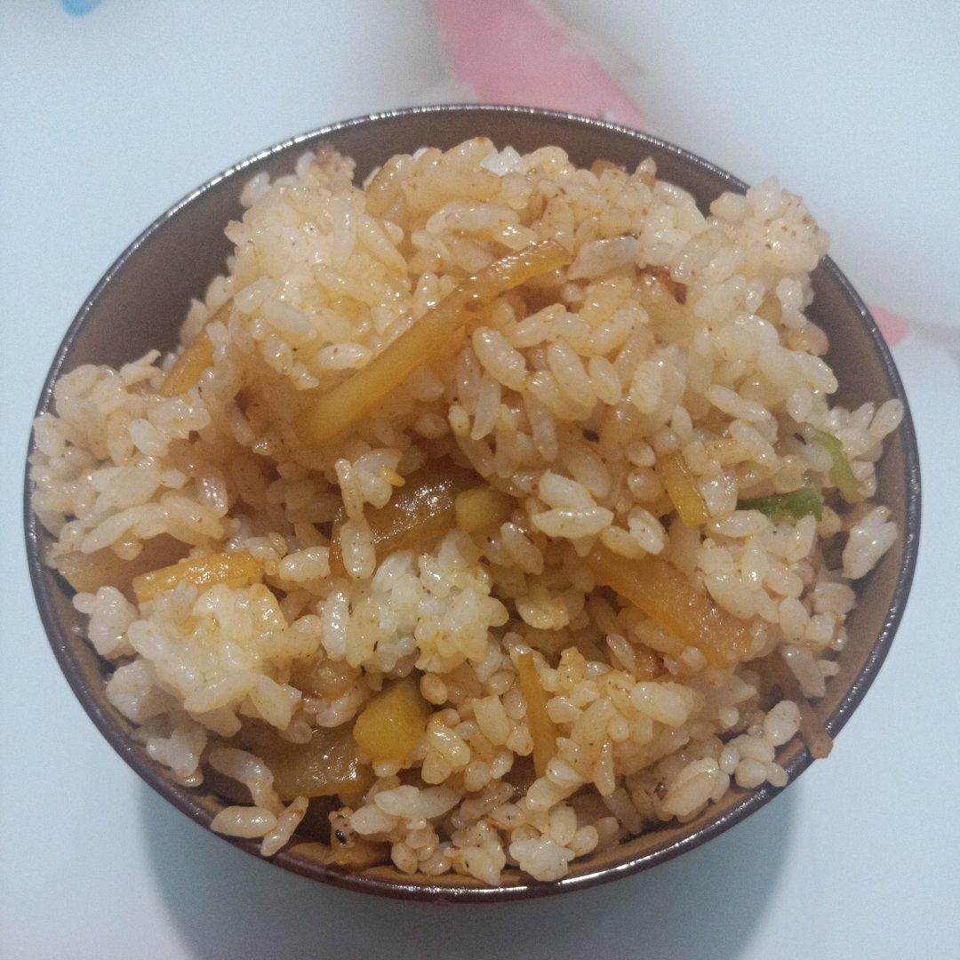 土豆丝炒饭