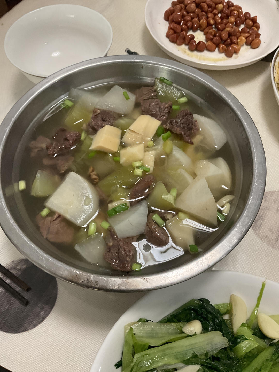 清炖春笋牛腩