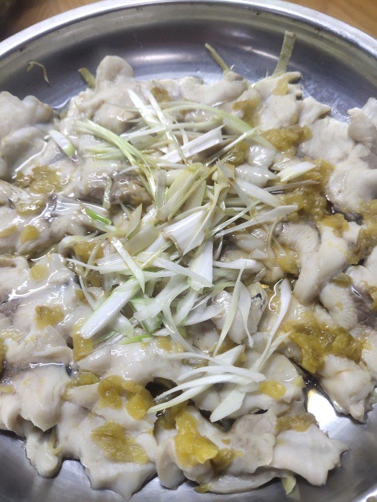10分钟能搞定的潮汕菜【咸梅蒸鱼】，好吃又营养！