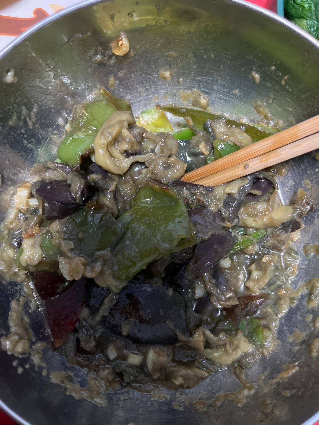 皮蛋擂青椒茄子(夏天必备的凉菜单品)