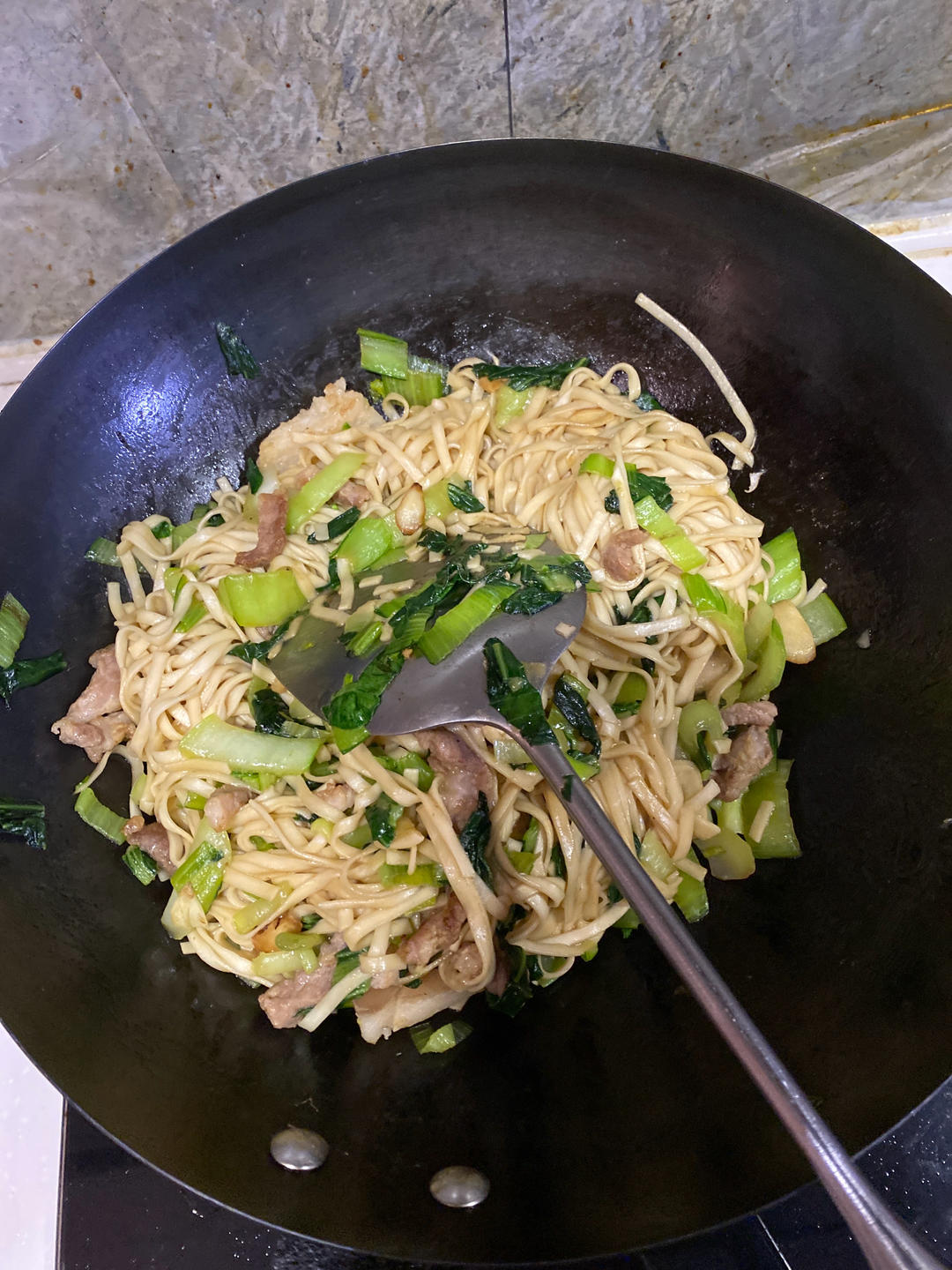 青菜肉丝炒面