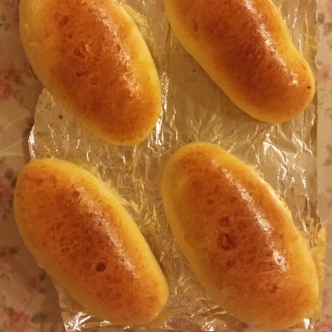 火腿面包卷