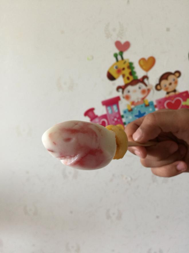 酸奶桂圆西瓜冰激凌的做法
