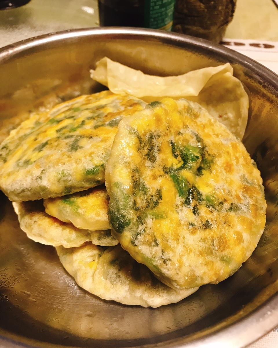 薄皮馅饼的制作方法（鸡蛋菠菜、鸡蛋韭菜馅儿饼）