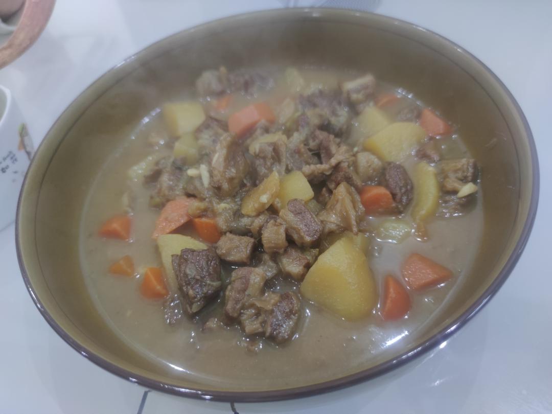 番茄土豆炖牛腩