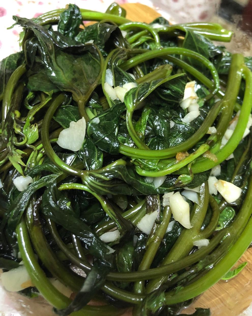 清炒番薯叶