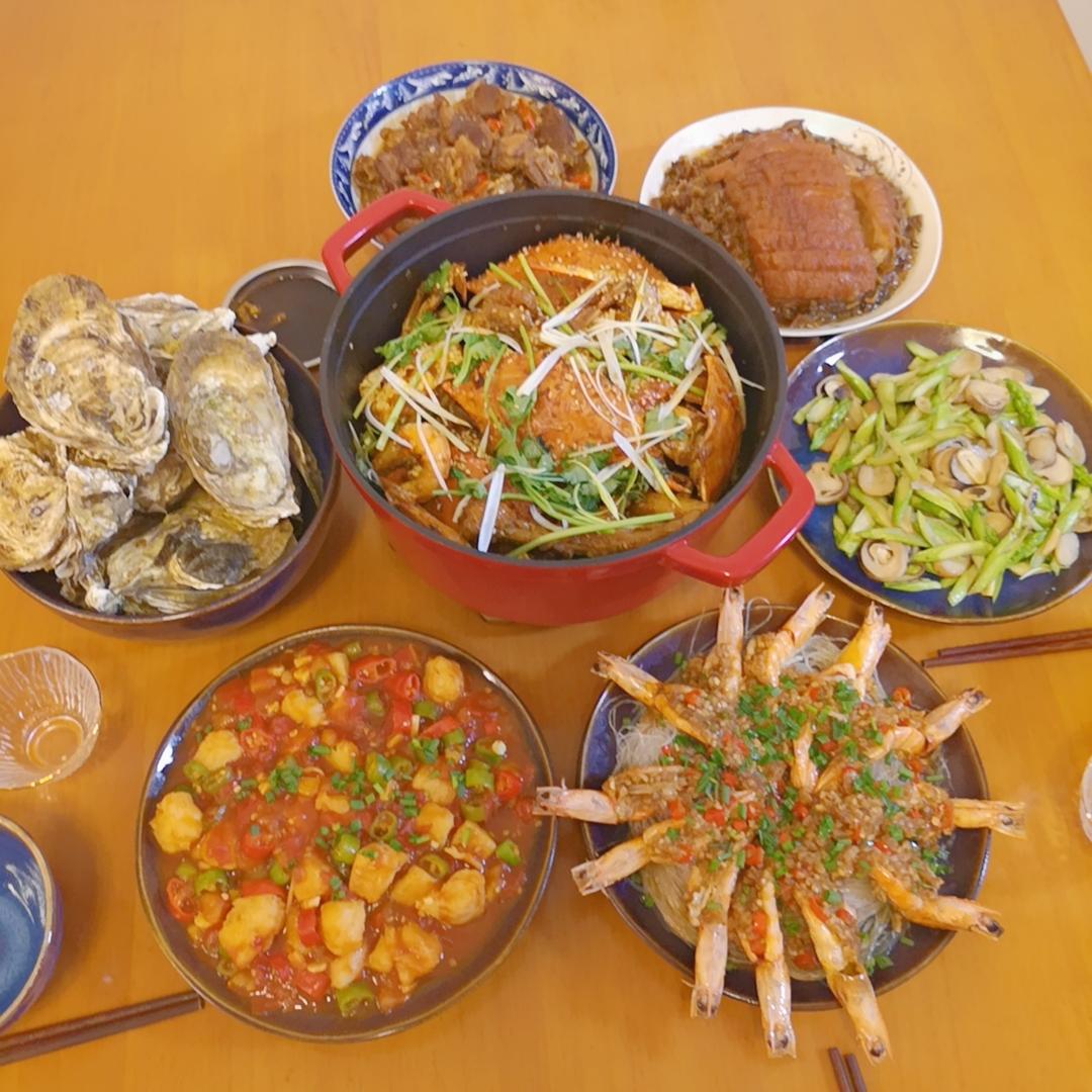 胖哥俩肉蟹煲之深海明虾煲