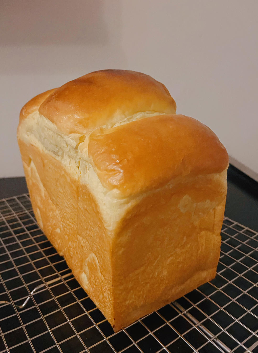 奶香纯粹的重料淡奶油吐司