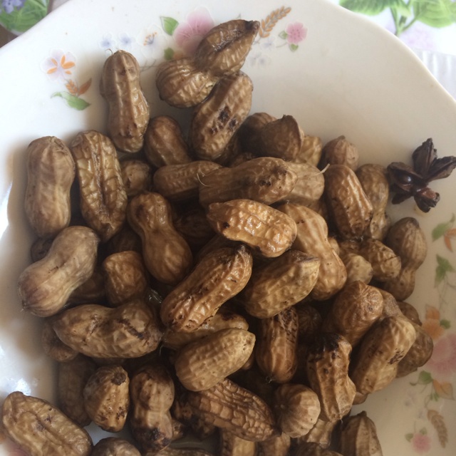 卤煮花生