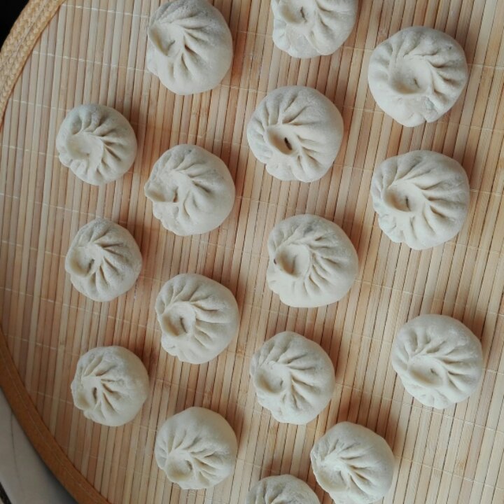 芽菜肉臊包子
