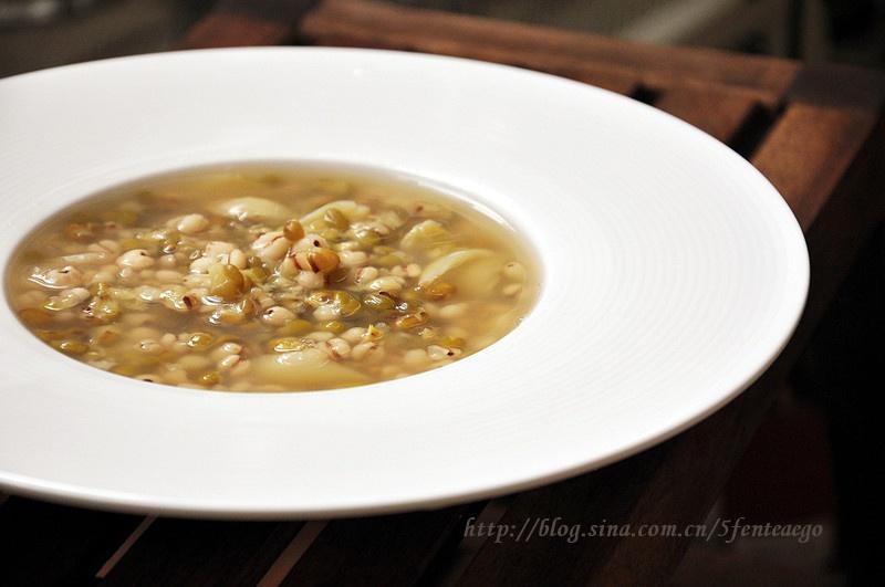 百合绿豆薏仁汤的做法