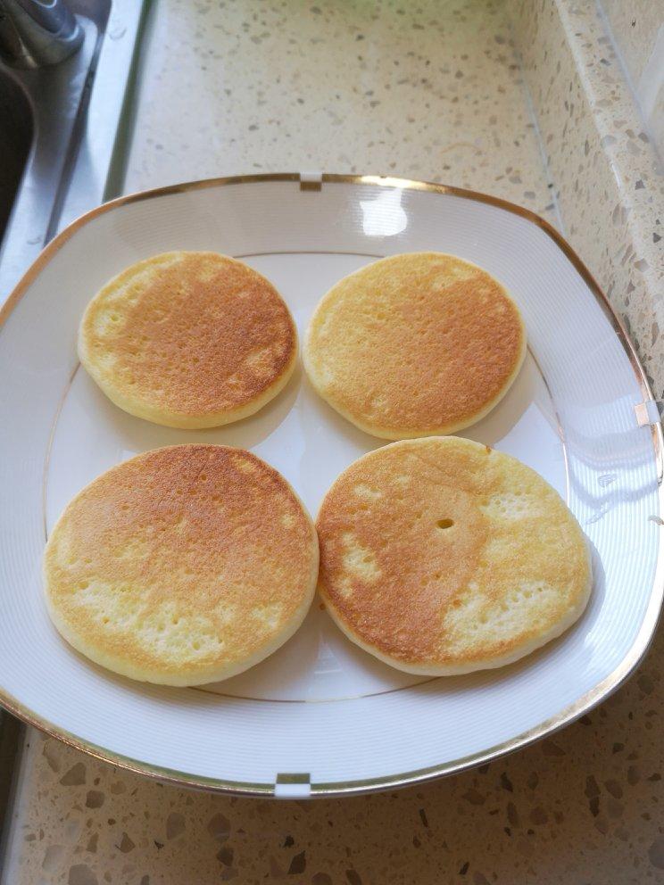 舒芙蕾松饼 宝宝辅食食谱
