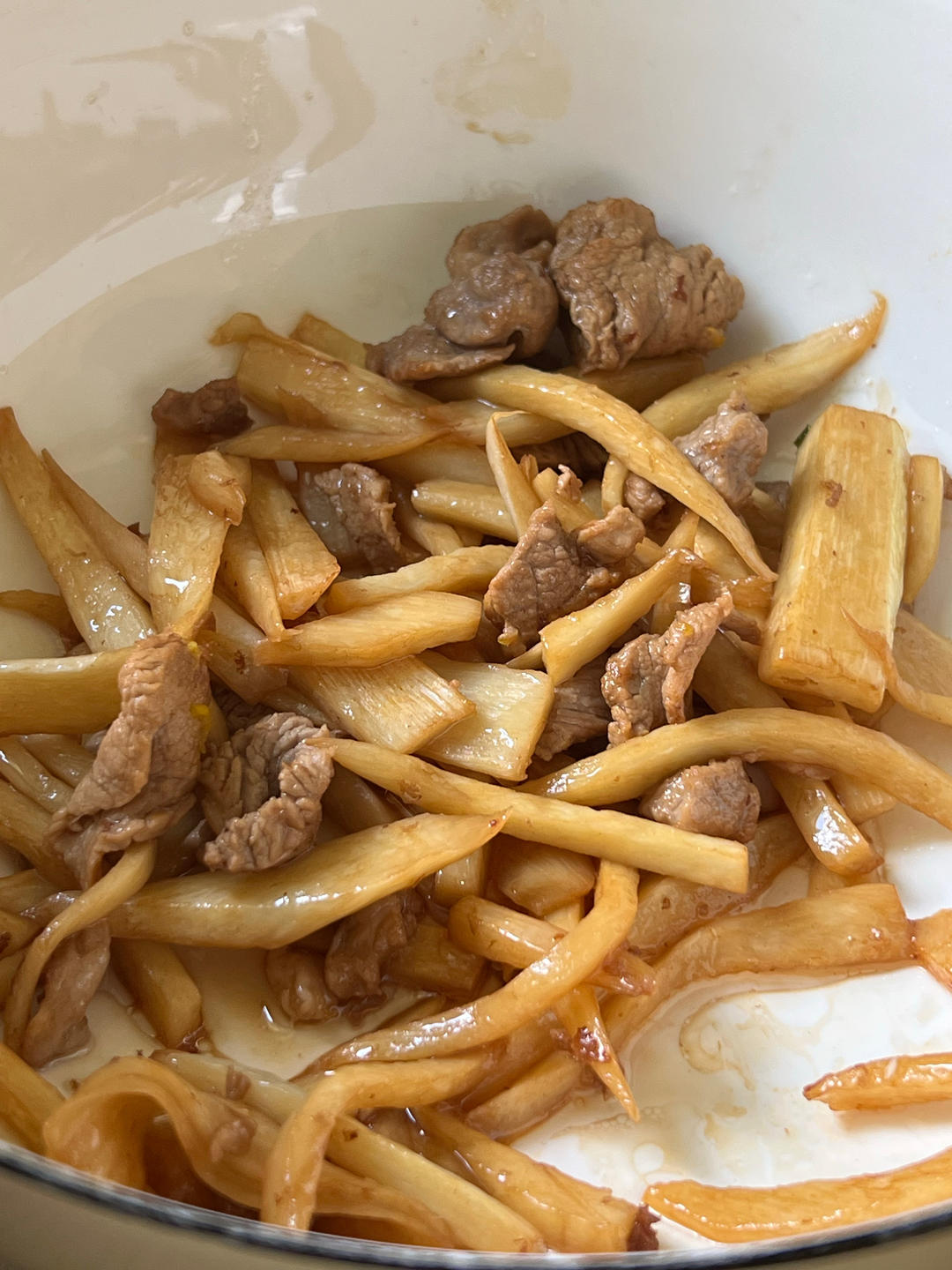 茭白这样做百吃不厌，茭白炒肉