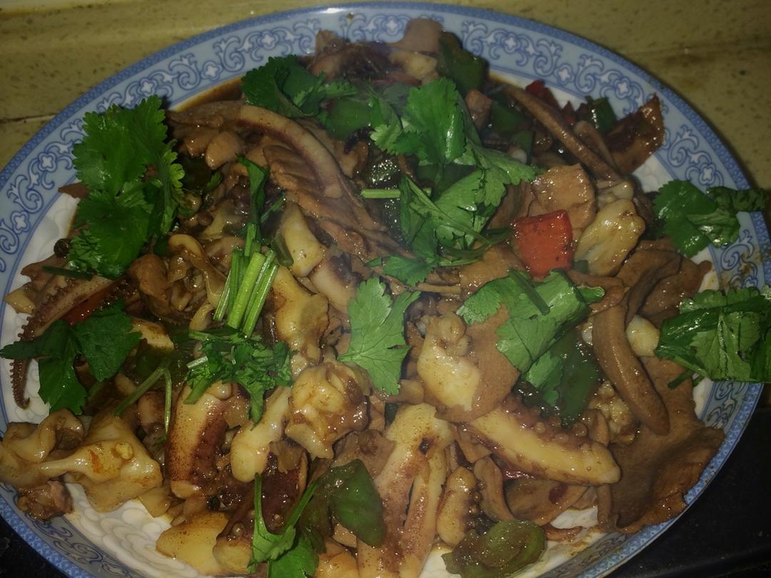 鱿鱼爆腰花（快炒菜）的做法