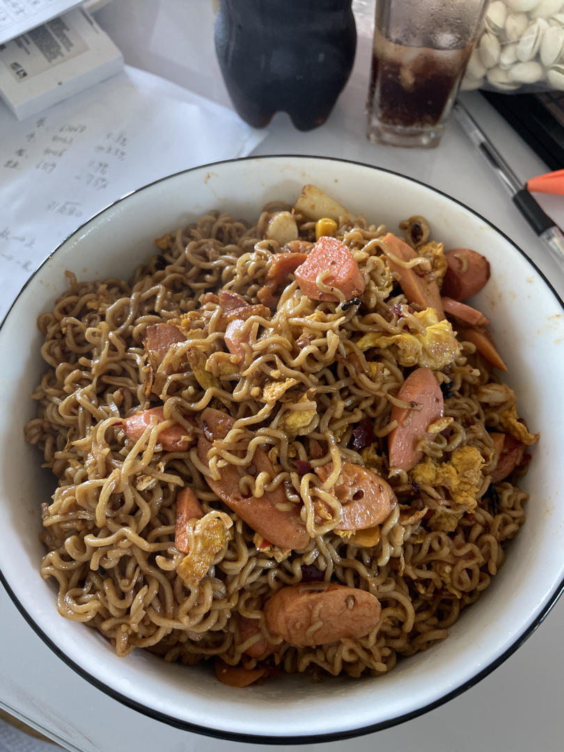 🍜泡面神仙吃法❗️巨销魂的鸡蛋火腿炒泡面
