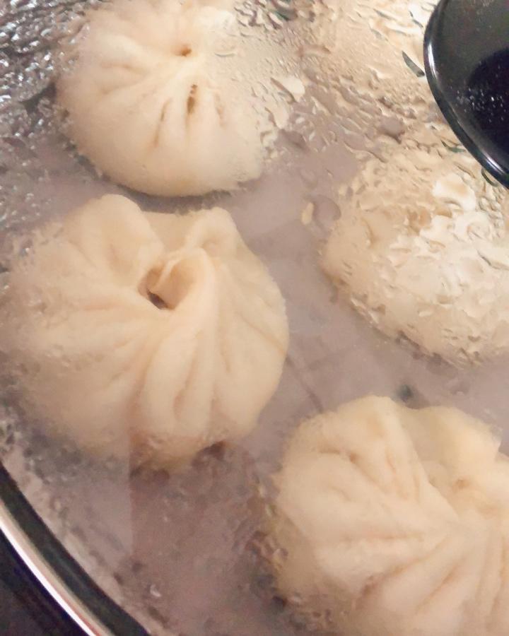 手把手教你捏出漂亮的包子褶（ 附小视频）