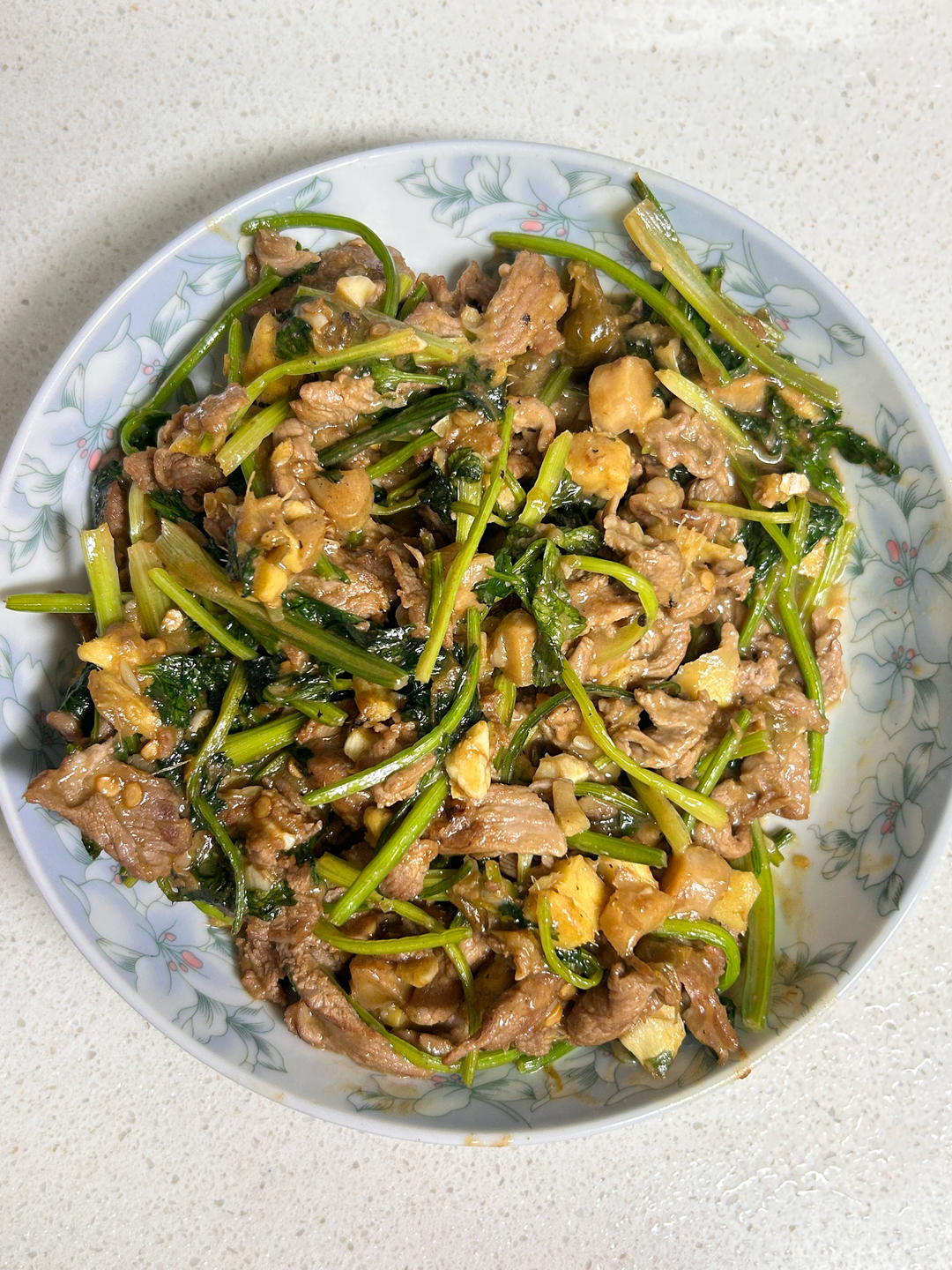 小炒黄牛肉，肉嫩味香！太好吃了简直是米饭杀手！