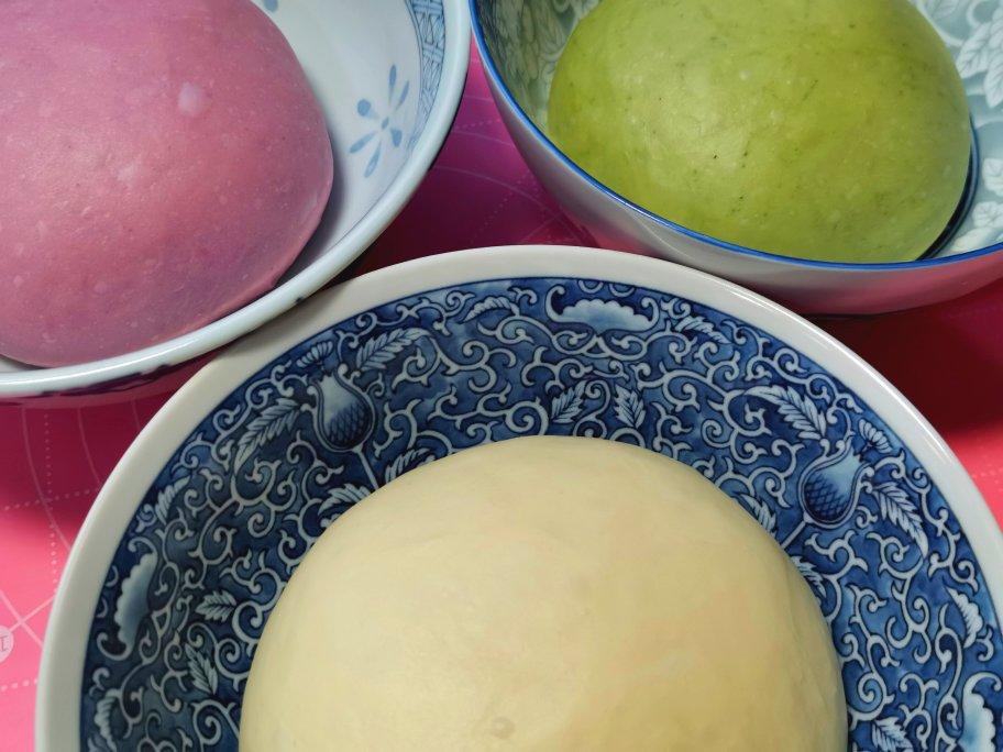 少女心的粉色渐变吐司