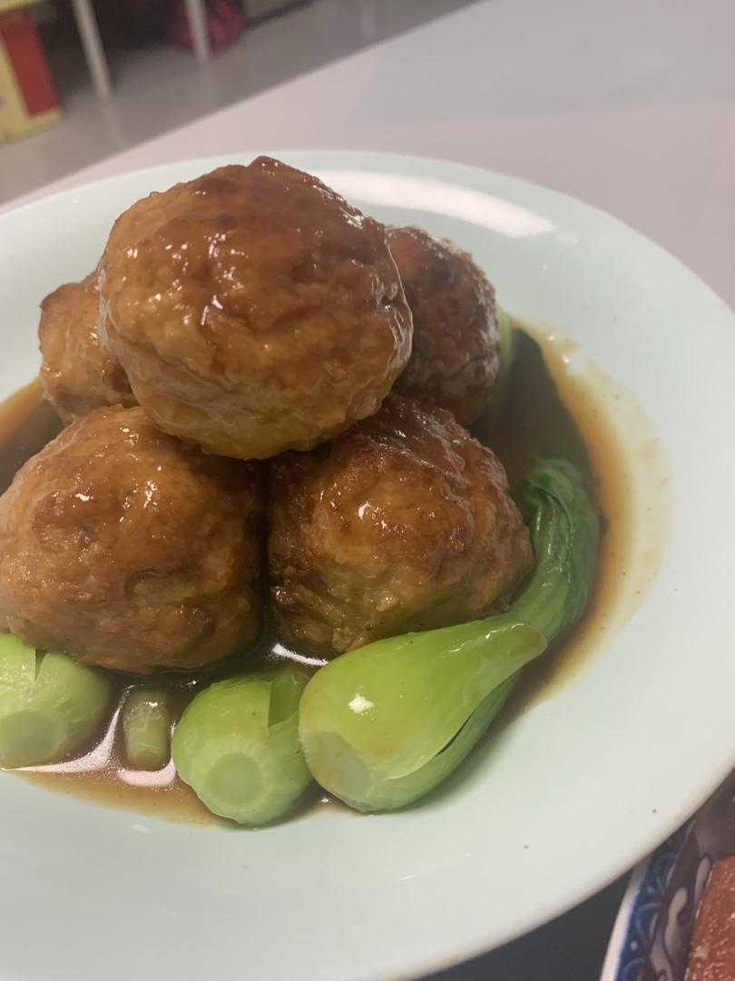 四喜丸子/红烧狮子头 Chinese Meatballs