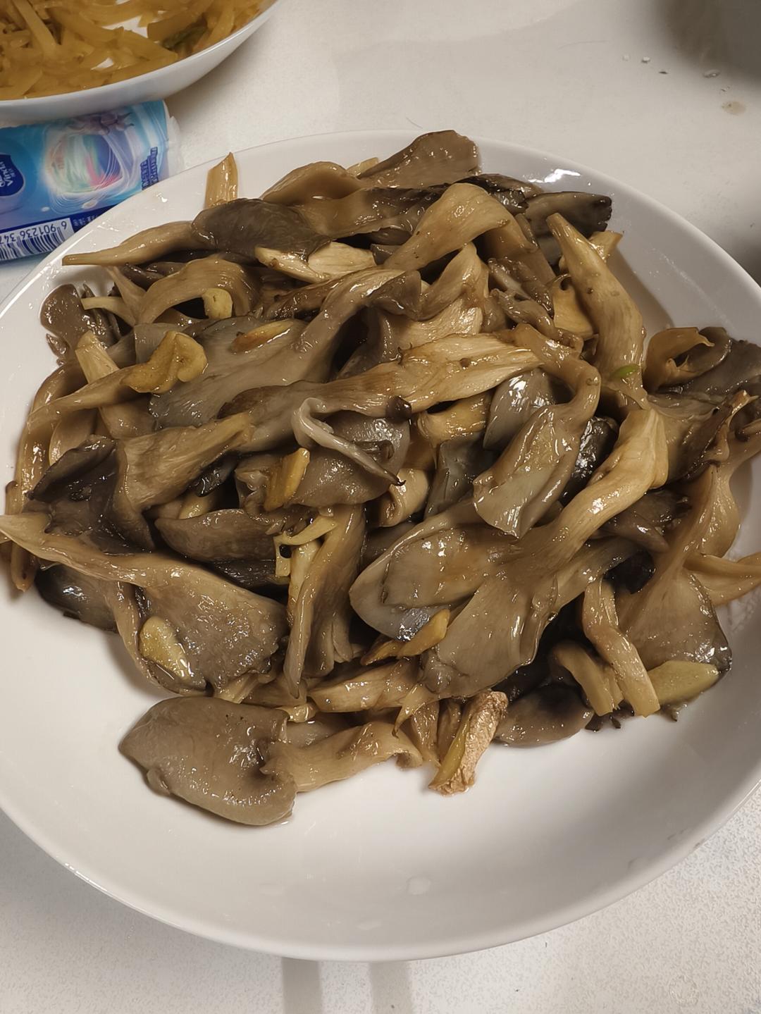 素炒平菇