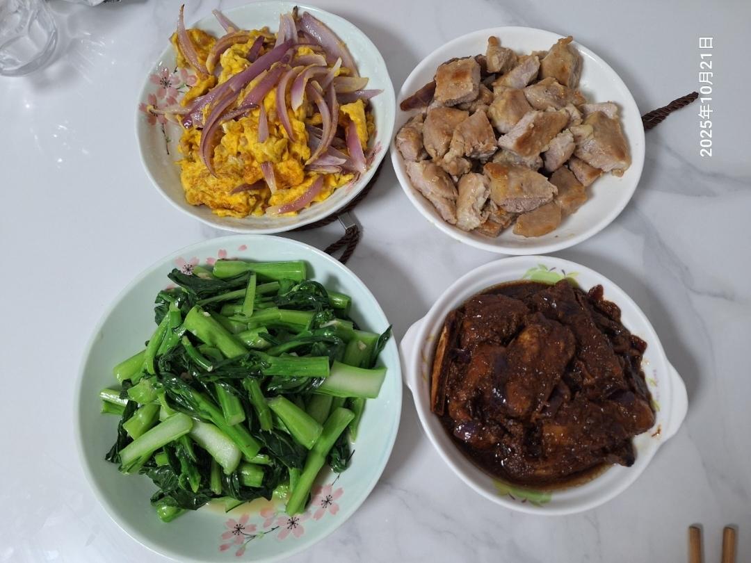 豬仔的“阿茂整餅”