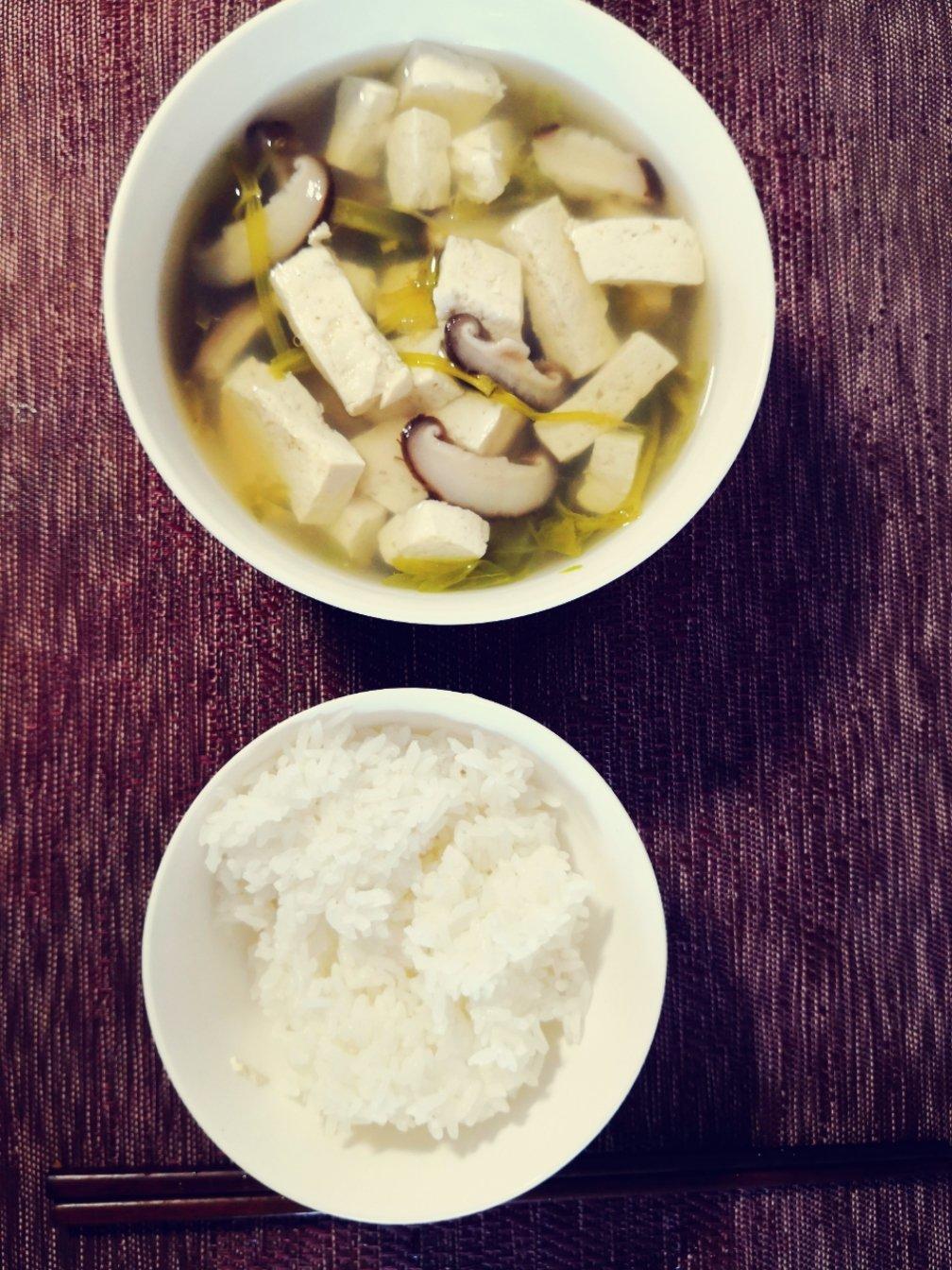 香菇豆腐汤
