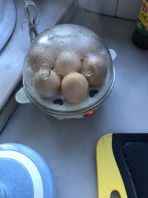 下饭神器－溏心酱鸡蛋的做法 步骤1