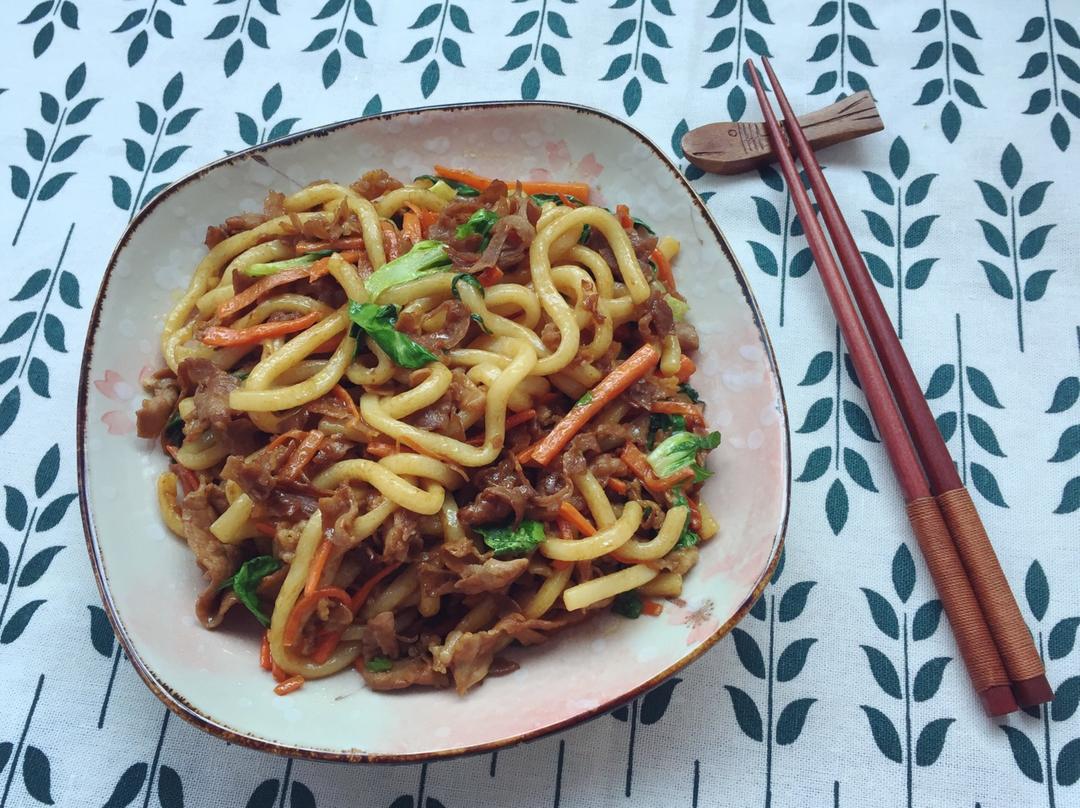 【曼达小馆】居酒屋系列：猪肉炒乌冬与烧酒