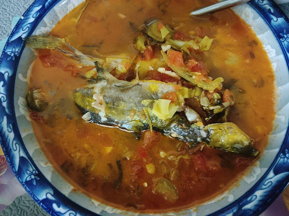 番茄豆腐黄骨鱼汤