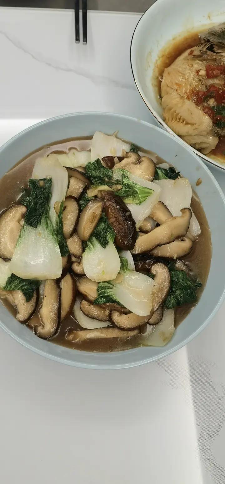 香菇油菜（简单快手）