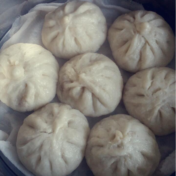 马蹄猪肉包子