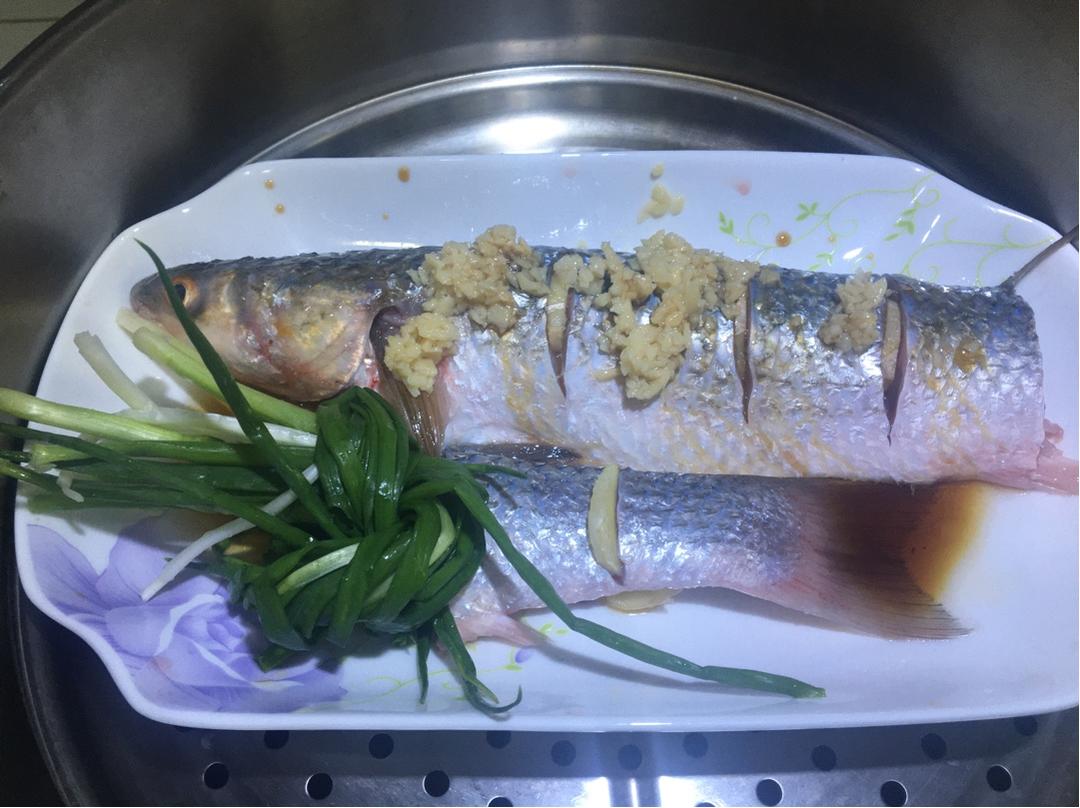 豉油蒸鲈鱼