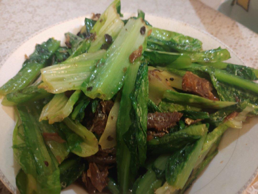 豆豉鲮鱼油麦菜