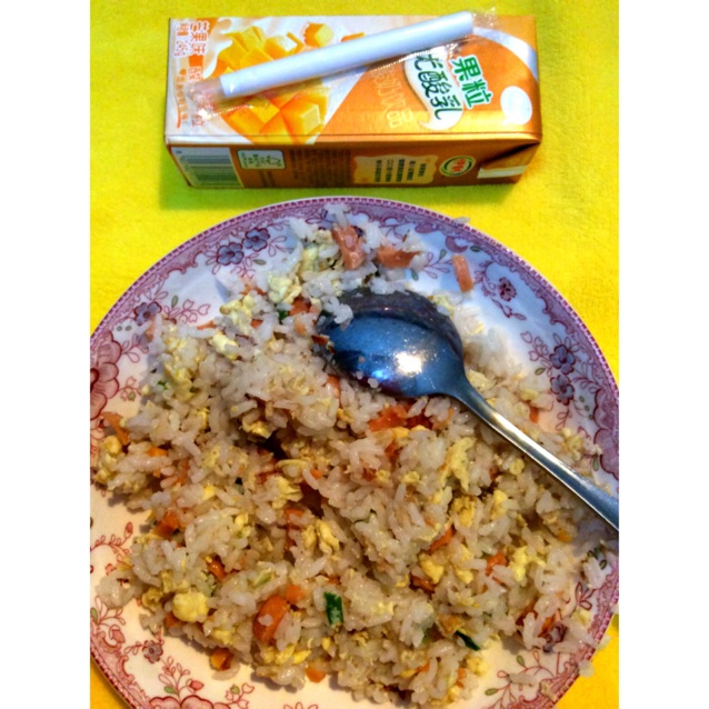 黄金火腿肠蛋炒饭