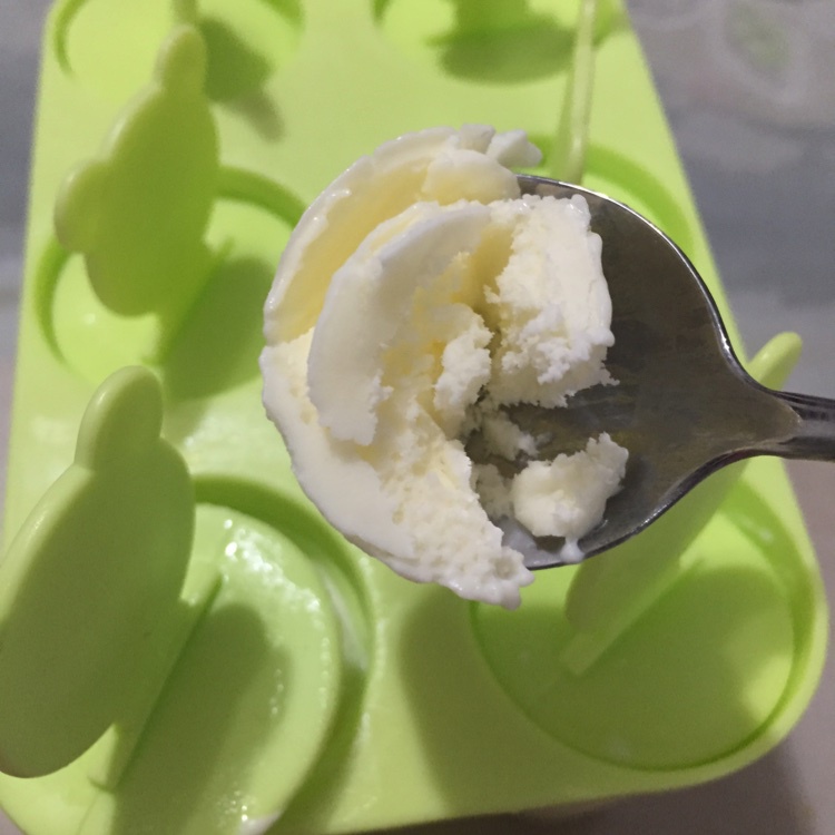 【原味奶香冰淇淋】