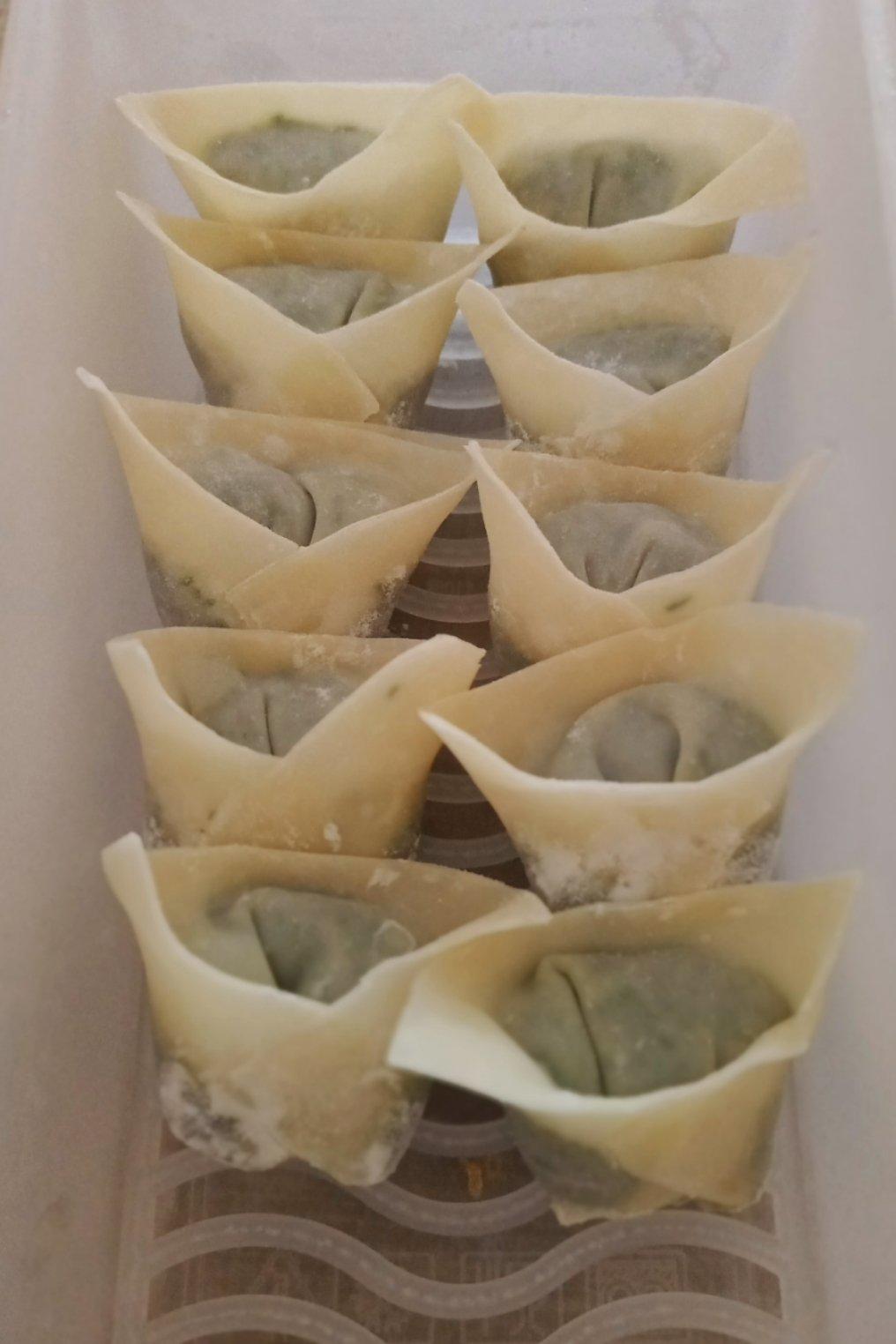 元宝馄饨的包法