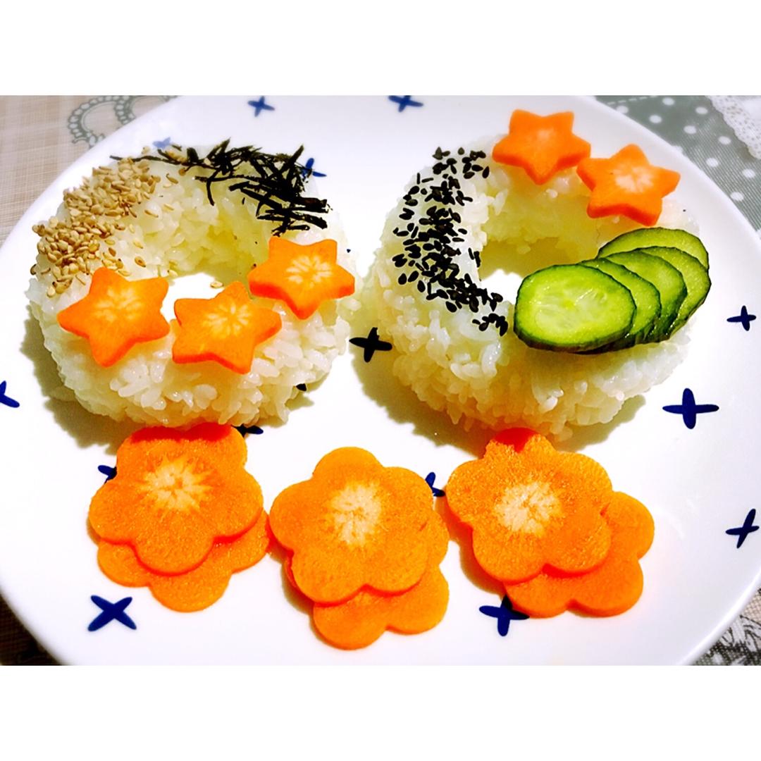 甜甜圈腌菜饭团