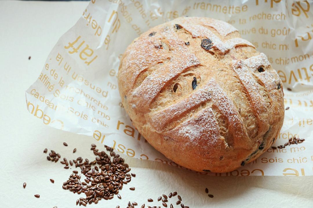 黑加仑亚麻籽全麦软欧-一款专为糖尿病人的早餐面包的做法