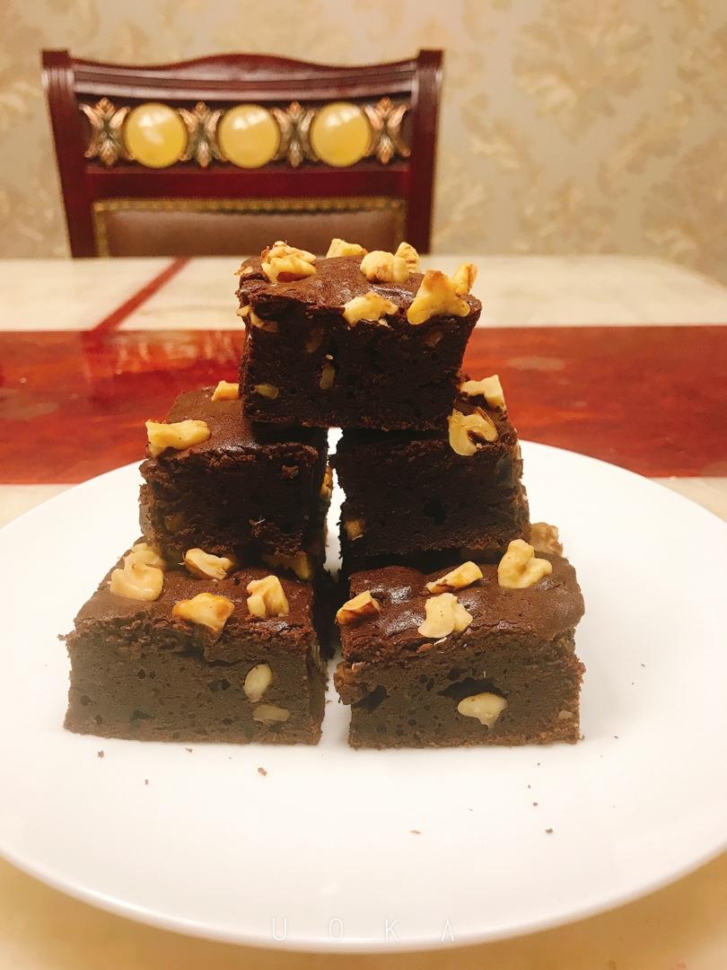 美式经典配方：巧克力布朗尼（The Perfect Brownies)