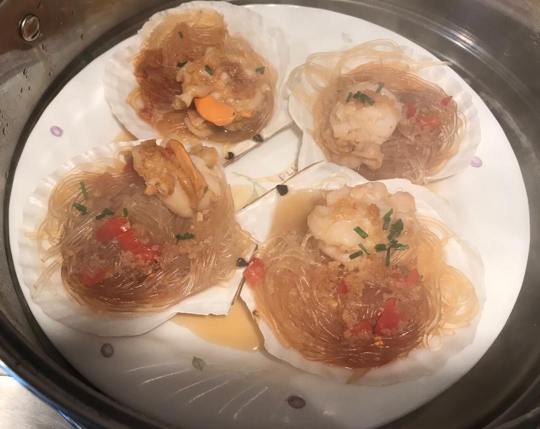 蒜蓉粉丝蒸扇贝（清晰图片步骤讲解）