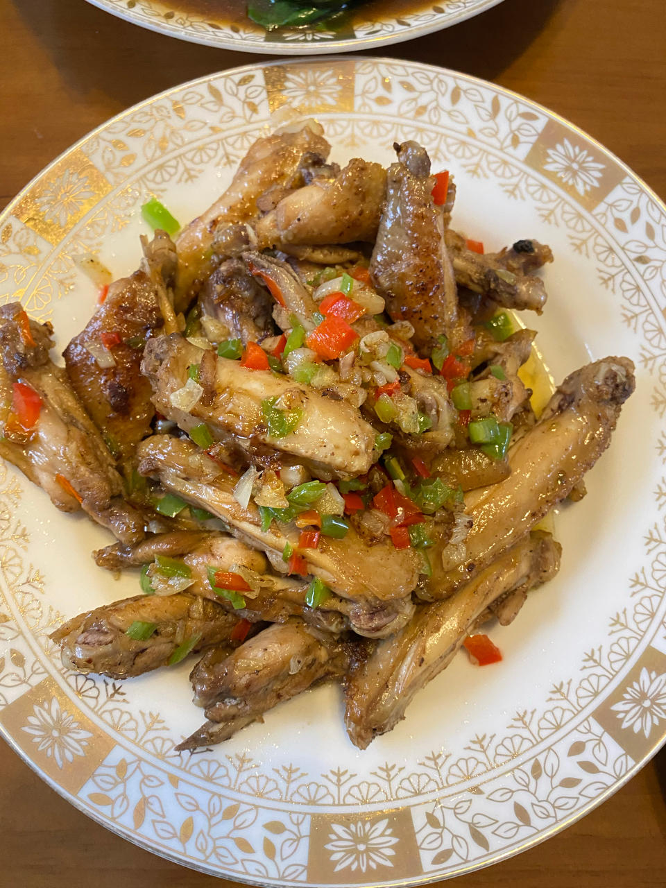 蒜香鸡翅，这才是鸡翅最好吃的做法