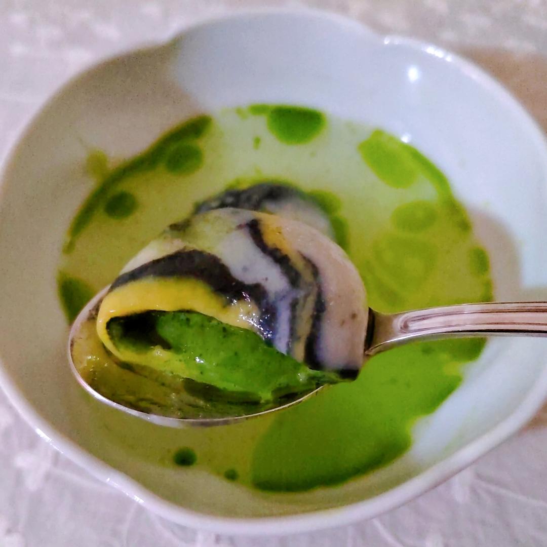 抹茶白巧克力汤圆（Matcha White Chocolate Tangyuan)