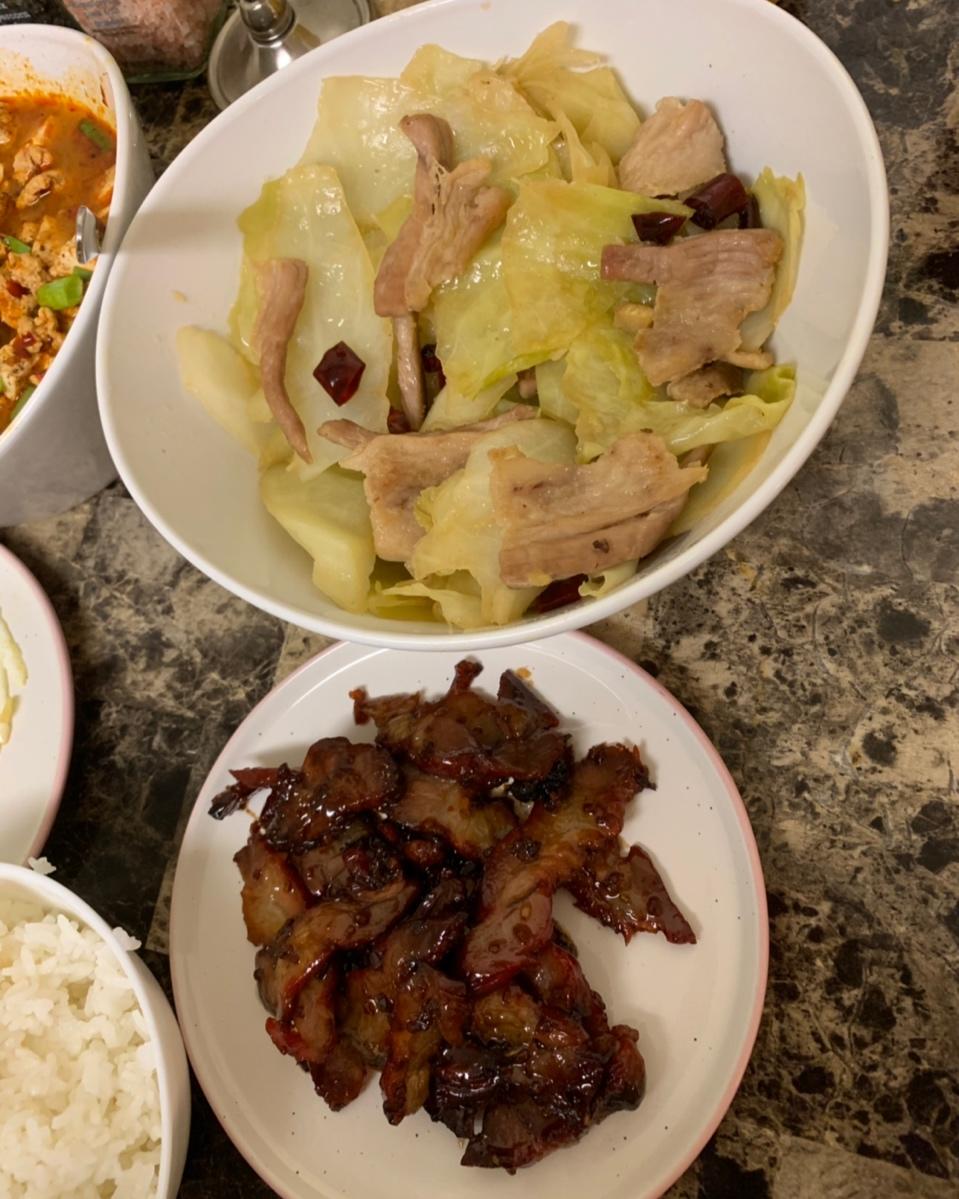 阿婆手撕包菜