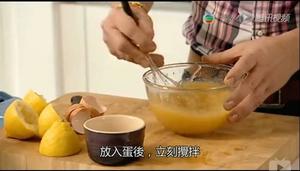 柠檬蛋白层杯形蛋糕（英式）的做法 步骤2