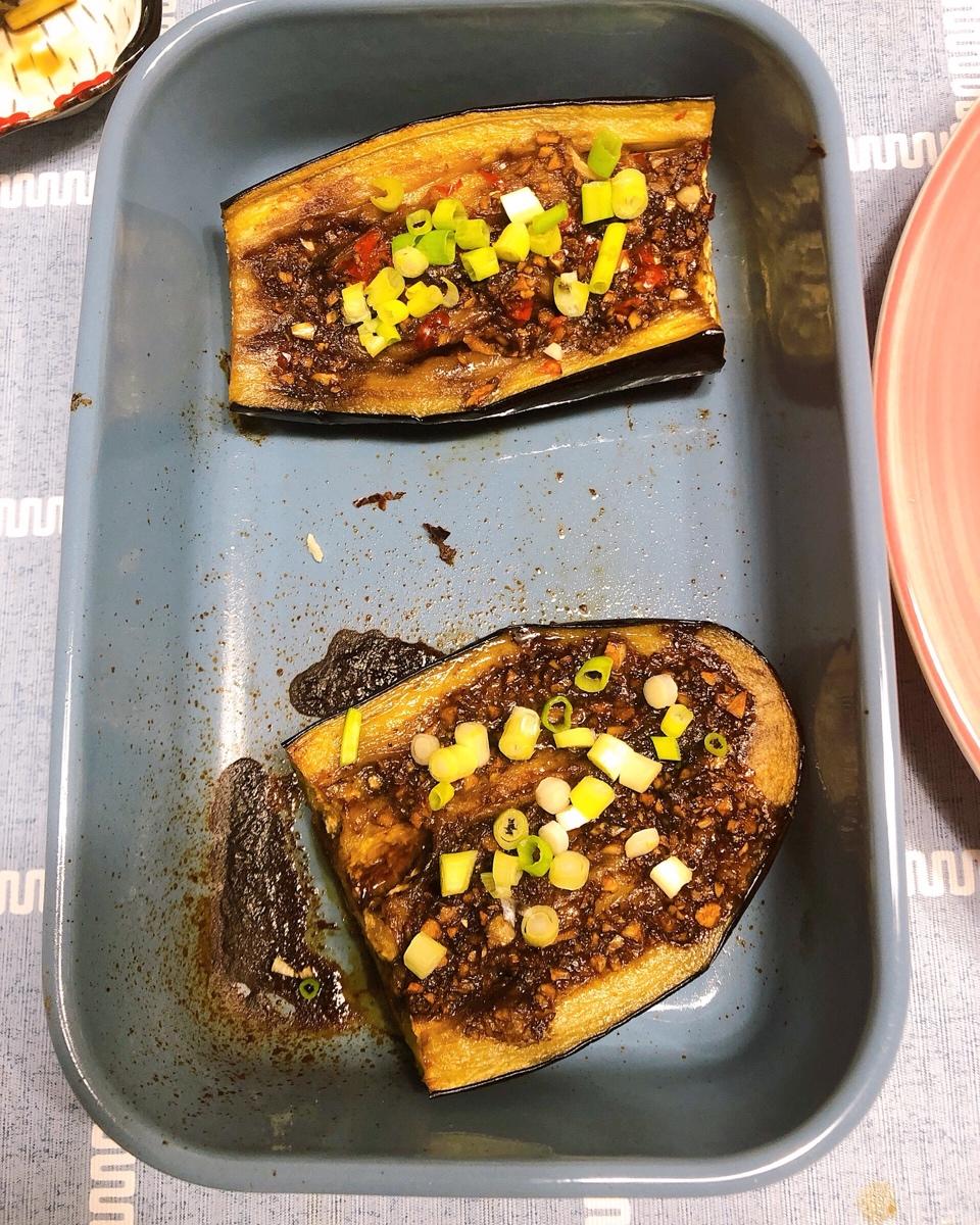 CC招牌菜销魂烤茄子，百吃不厌！