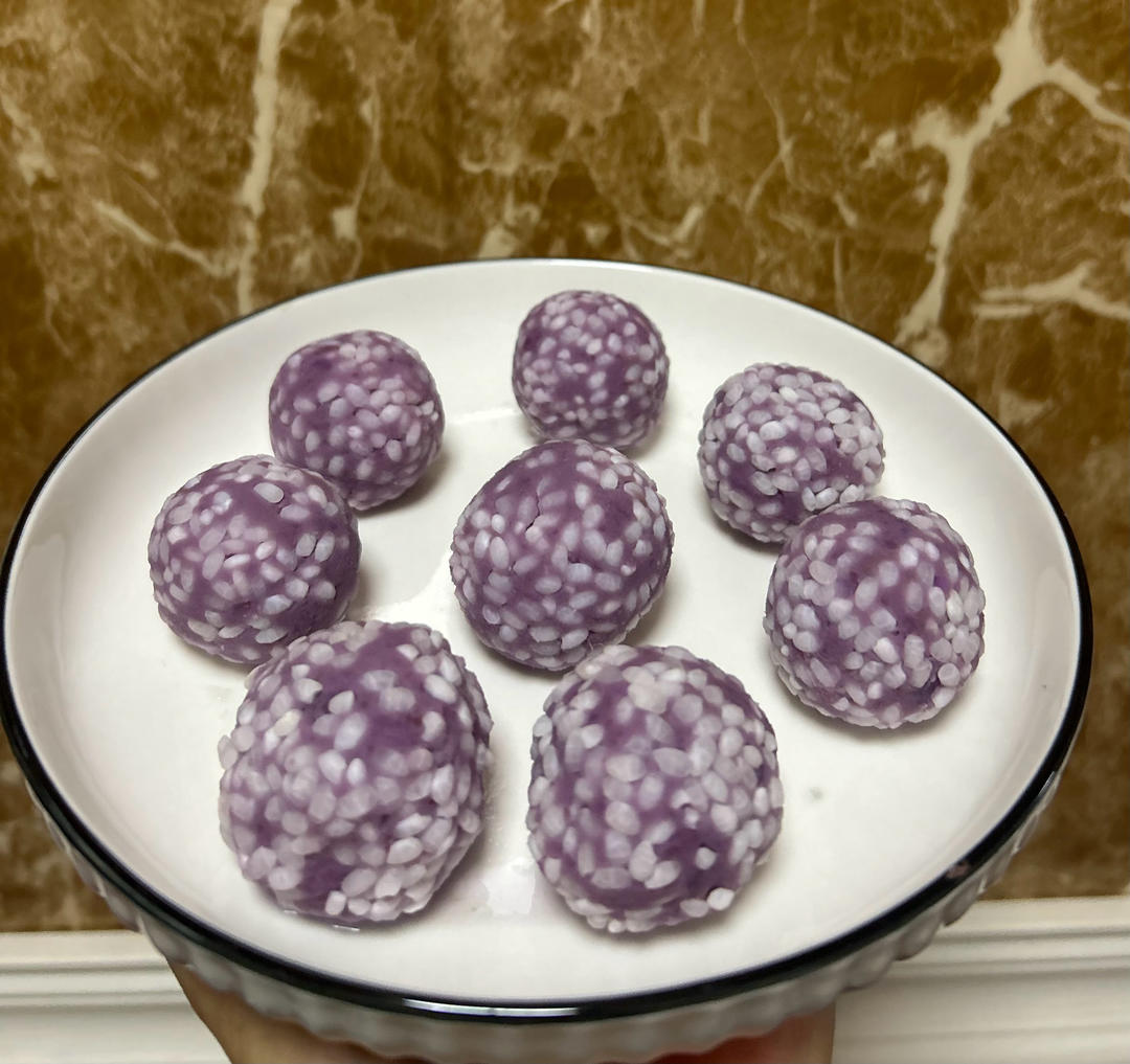 年夜饭必备系列丨高颜值自制紫薯糯米丸子