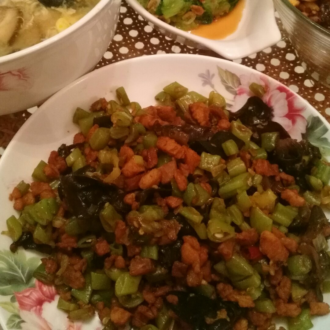 肉沫豆角下饭菜